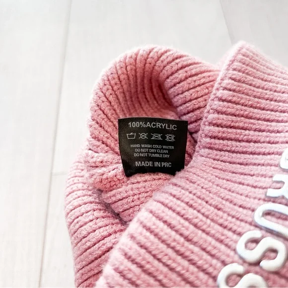 Pink Brussels knit toque hat - Picture 6 of 6